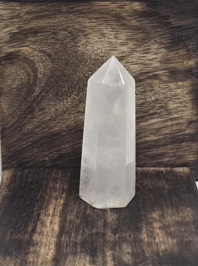 Clear quartz tower ₹999(1)