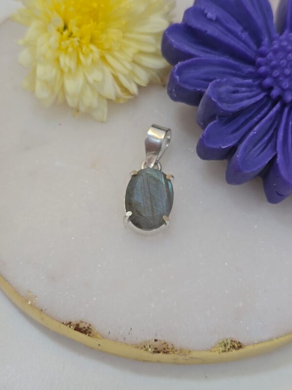 Labrodarite Pendant